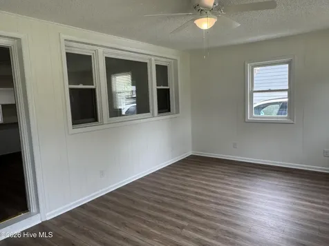 208 Regalwood Drive Jacksonville NC 28546