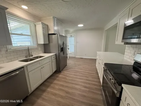208 Regalwood Drive Jacksonville NC 28546