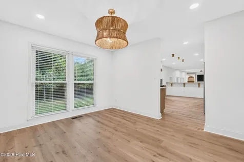 8305 Bald Eagle Lane Wilmington NC 28411