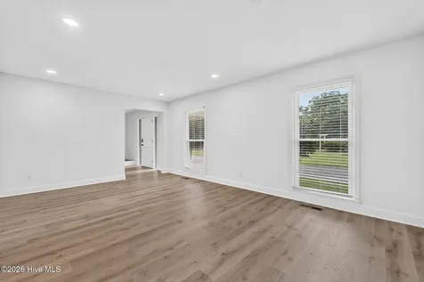 8305 Bald Eagle Lane Wilmington NC 28411