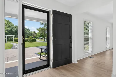 8305 Bald Eagle Lane Wilmington NC 28411