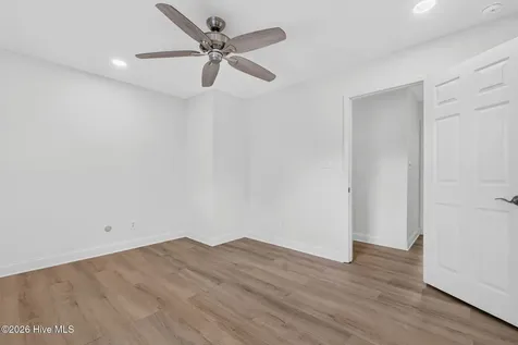 8305 Bald Eagle Lane Wilmington NC 28411