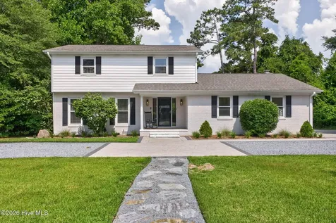 8305 Bald Eagle Lane Wilmington NC 28411