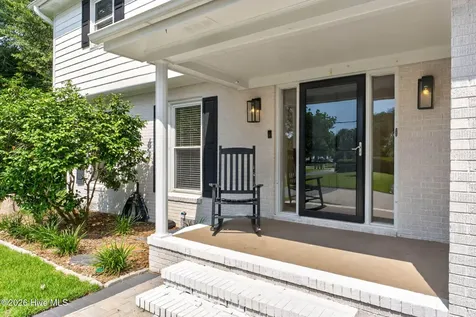 8305 Bald Eagle Lane Wilmington NC 28411
