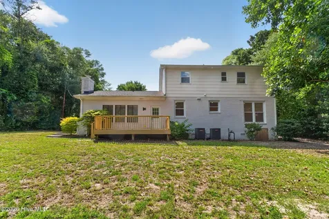 8305 Bald Eagle Lane Wilmington NC 28411