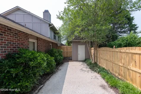 1871 Quail Ridge Road Greenville NC 27858