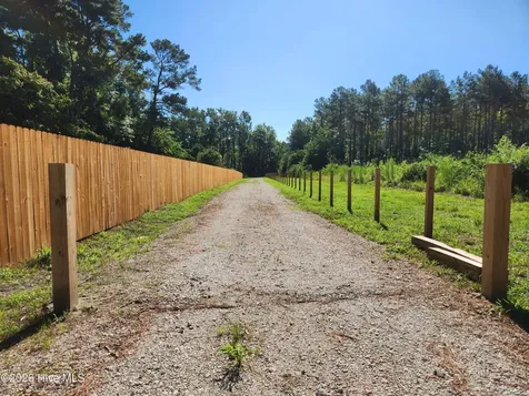 4278 Us 117 Highway S Burgaw NC 28425