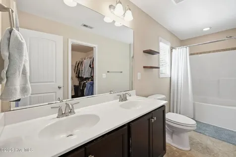 2205 Muir Court Greenville NC 27834