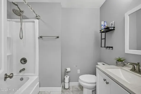 304 Millhouse Road Castle Hayne NC 28429