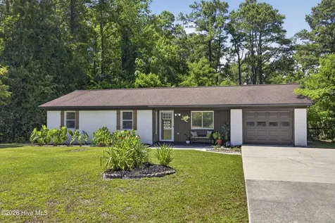304 Millhouse Road Castle Hayne NC 28429
