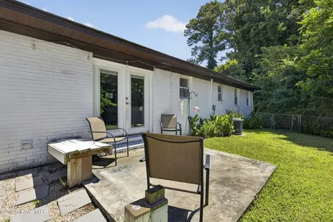 304 Millhouse Road Castle Hayne NC 28429