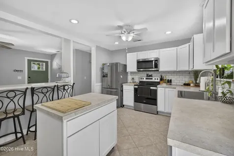 304 Millhouse Road Castle Hayne NC 28429