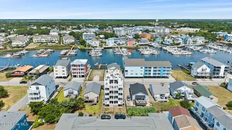 506 Canal Drive Carolina Beach NC 28428