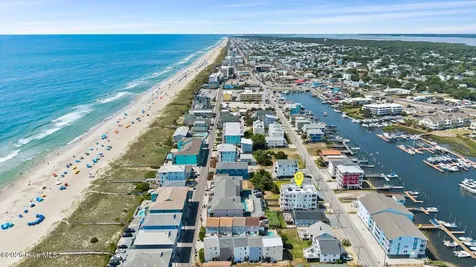 506 Canal Drive Carolina Beach NC 28428
