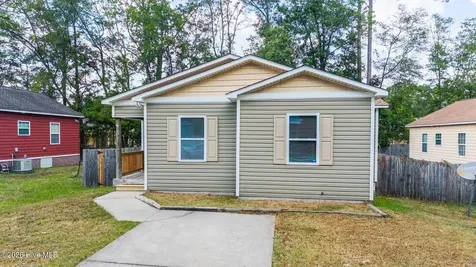 3913 Prices Lane Wilmington NC 28405