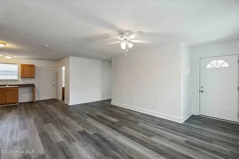 3913 Prices Lane Wilmington NC 28405