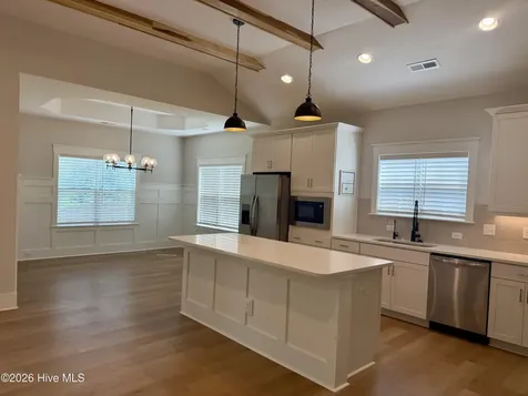 2528 Lakeside Circle Wilmington NC 28401