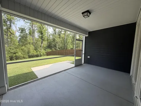 2528 Lakeside Circle Wilmington NC 28401