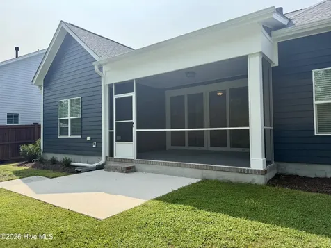 2528 Lakeside Circle Wilmington NC 28401