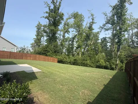 2528 Lakeside Circle Wilmington NC 28401