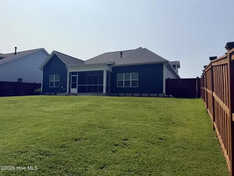 2528 Lakeside Circle Wilmington NC 28401