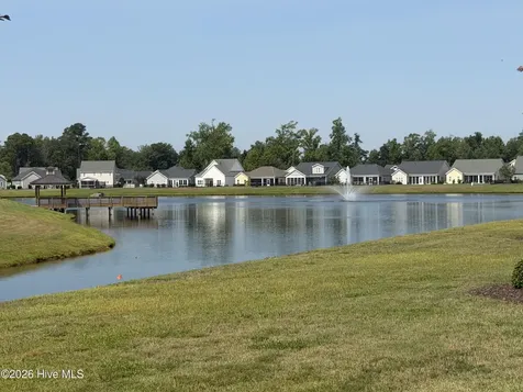 2528 Lakeside Circle Wilmington NC 28401