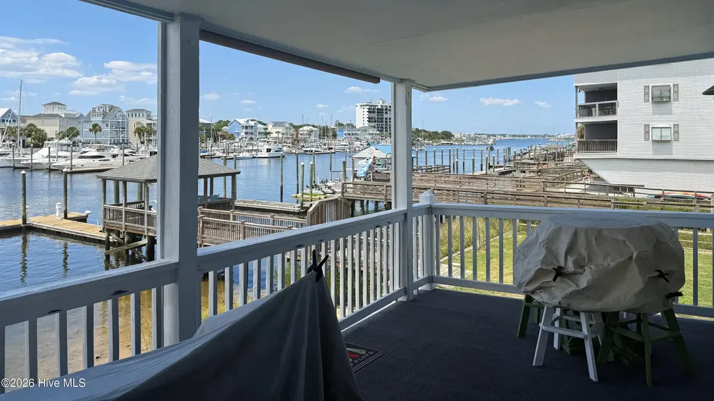 513 Canal Drive Carolina Beach NC 28428