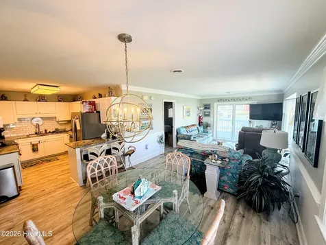 513 Canal Drive Carolina Beach NC 28428