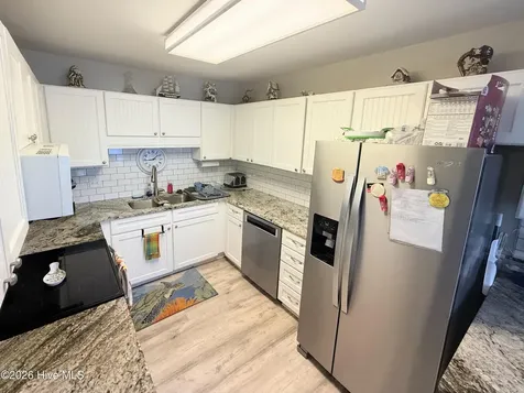 513 Canal Drive Carolina Beach NC 28428