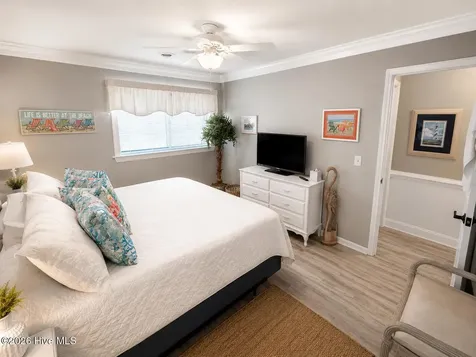513 Canal Drive Carolina Beach NC 28428