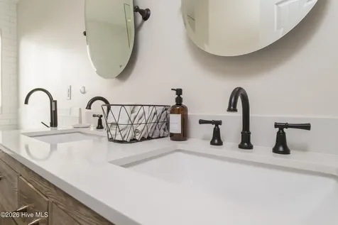 452 Hardison Road Holly Ridge NC 28445