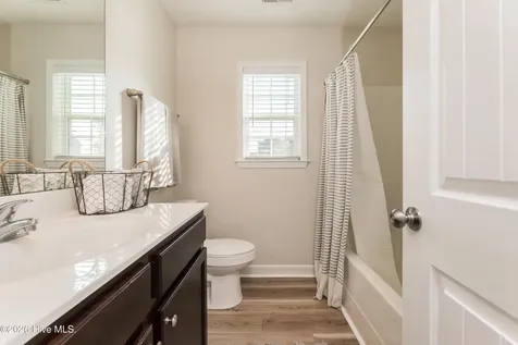 452 Hardison Road Holly Ridge NC 28445
