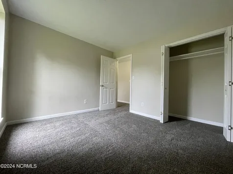17 Lakewood Court Jacksonville NC 28546
