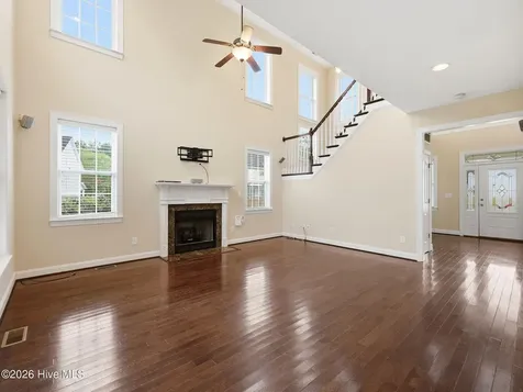 102 Thornberry Place Jacksonville NC 28540