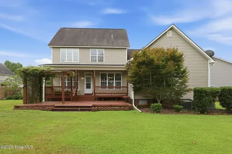 102 Thornberry Place Jacksonville NC 28540
