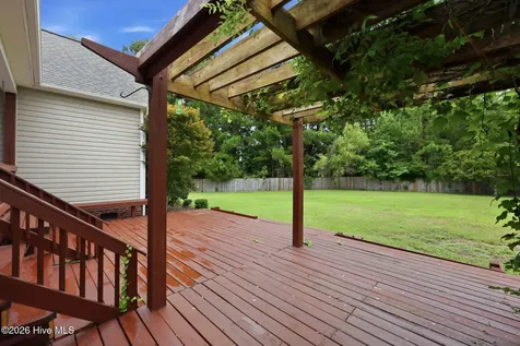 102 Thornberry Place Jacksonville NC 28540