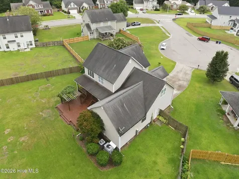 102 Thornberry Place Jacksonville NC 28540