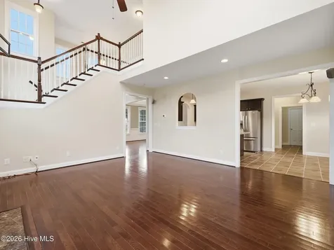 102 Thornberry Place Jacksonville NC 28540