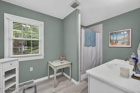 225 Carr Avenue Rocky Point NC 28457