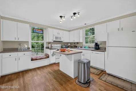 225 Carr Avenue Rocky Point NC 28457