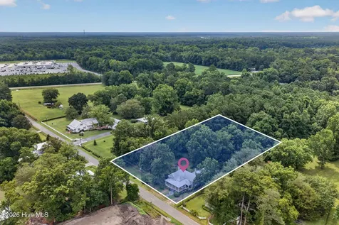 225 Carr Avenue Rocky Point NC 28457