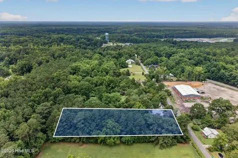 225 Carr Avenue Rocky Point NC 28457