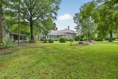 225 Carr Avenue Rocky Point NC 28457