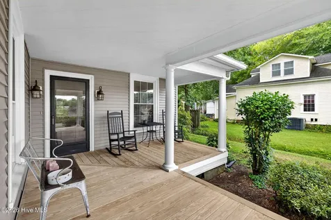 225 Carr Avenue Rocky Point NC 28457