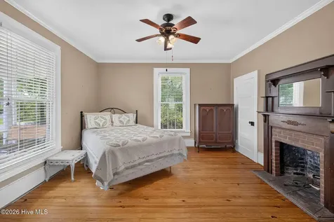 225 Carr Avenue Rocky Point NC 28457