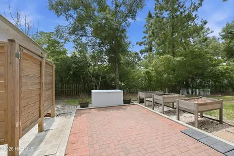 109 Noyes Avenue Morehead City NC 28557