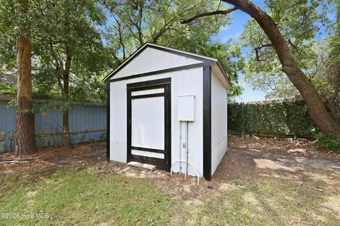 109 Noyes Avenue Morehead City NC 28557