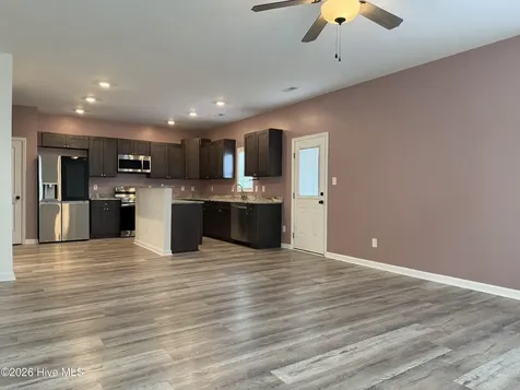 302 E Franck Street Richlands NC 28574