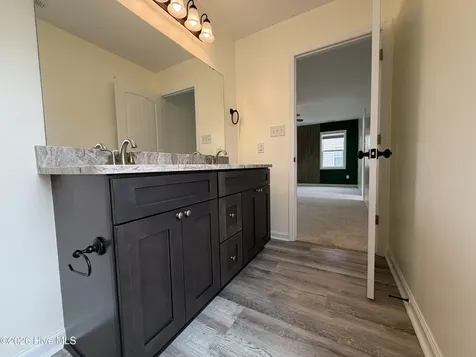 302 E Franck Street Richlands NC 28574