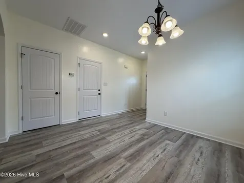 302 E Franck Street Richlands NC 28574